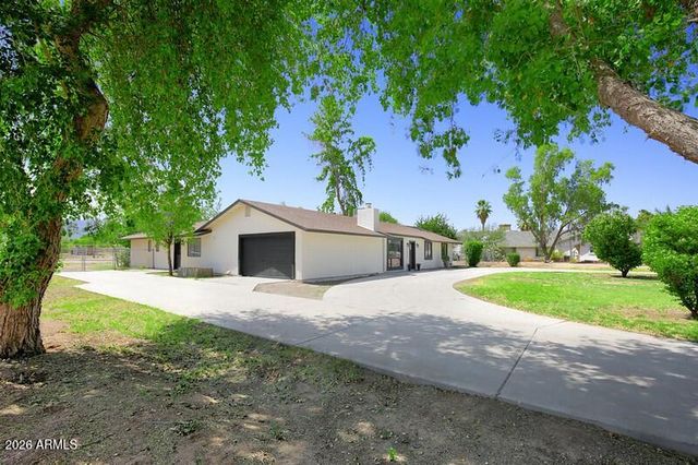 7320 N Citrus Road, Waddell, AZ 85355