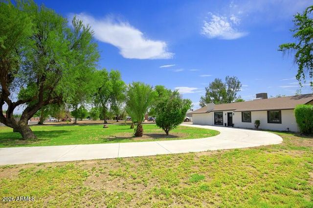 7320 N Citrus Road, Waddell, AZ 85355
