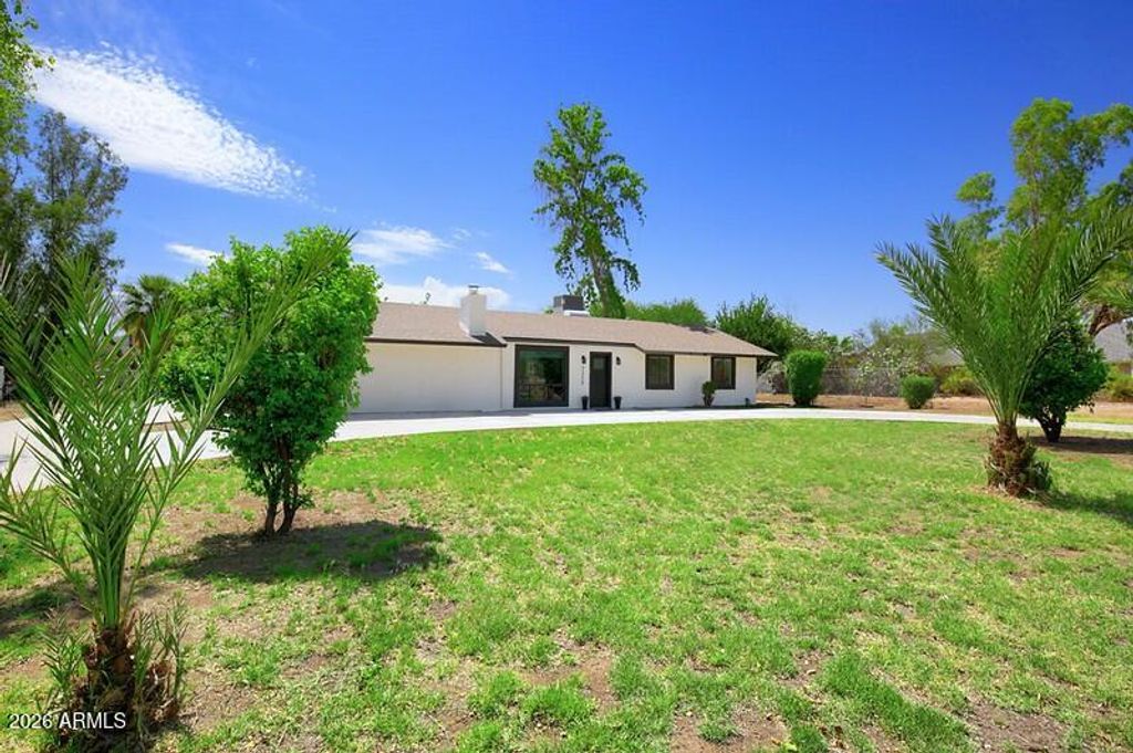 7320 N Citrus Road, Waddell, AZ 85355