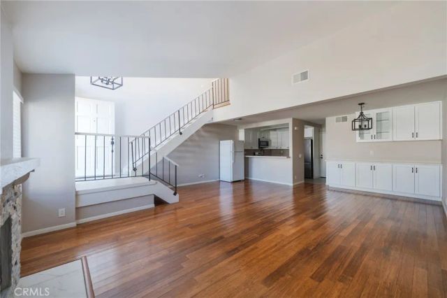 5694 E Los Angeles, Simi Valley, CA 93063