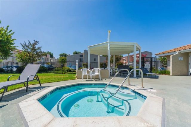 5694 E Los Angeles, Simi Valley, CA 93063