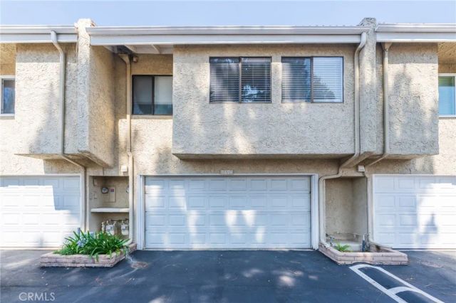 5694 E Los Angeles, Simi Valley, CA 93063