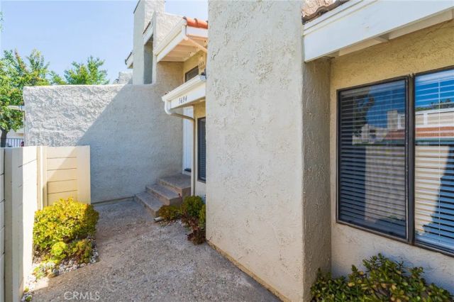 5694 E Los Angeles, Simi Valley, CA 93063