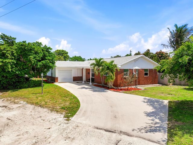1509 W Road, West Palm Beach, FL 33403