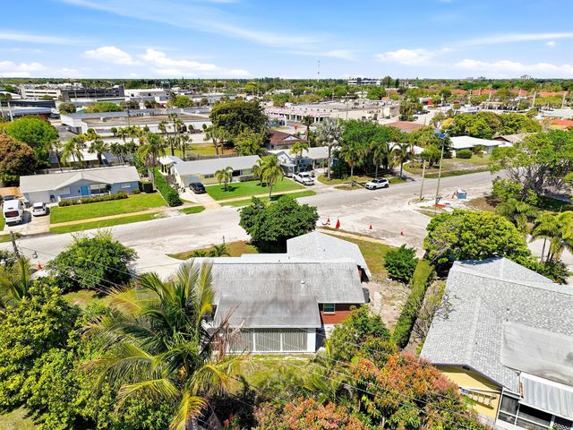 1509 W Road, West Palm Beach, FL 33403