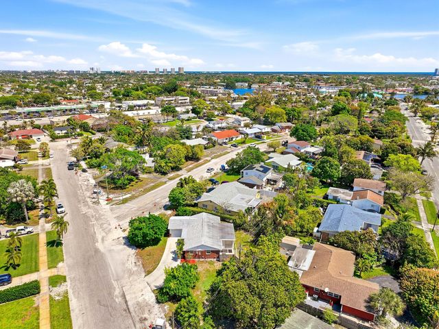 1509 W Road, West Palm Beach, FL 33403