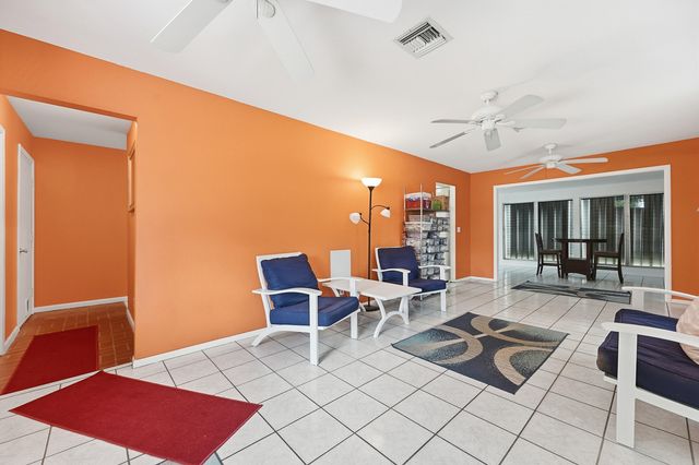 1509 W Road, West Palm Beach, FL 33403