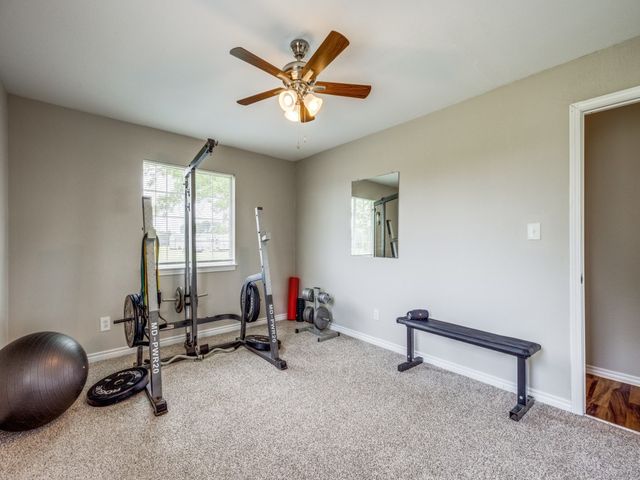 411 W Houston Street, Leonard, TX 75452
