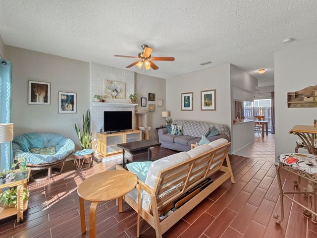 214 Samuel Boulevard 1 H, Coppell, TX 75019