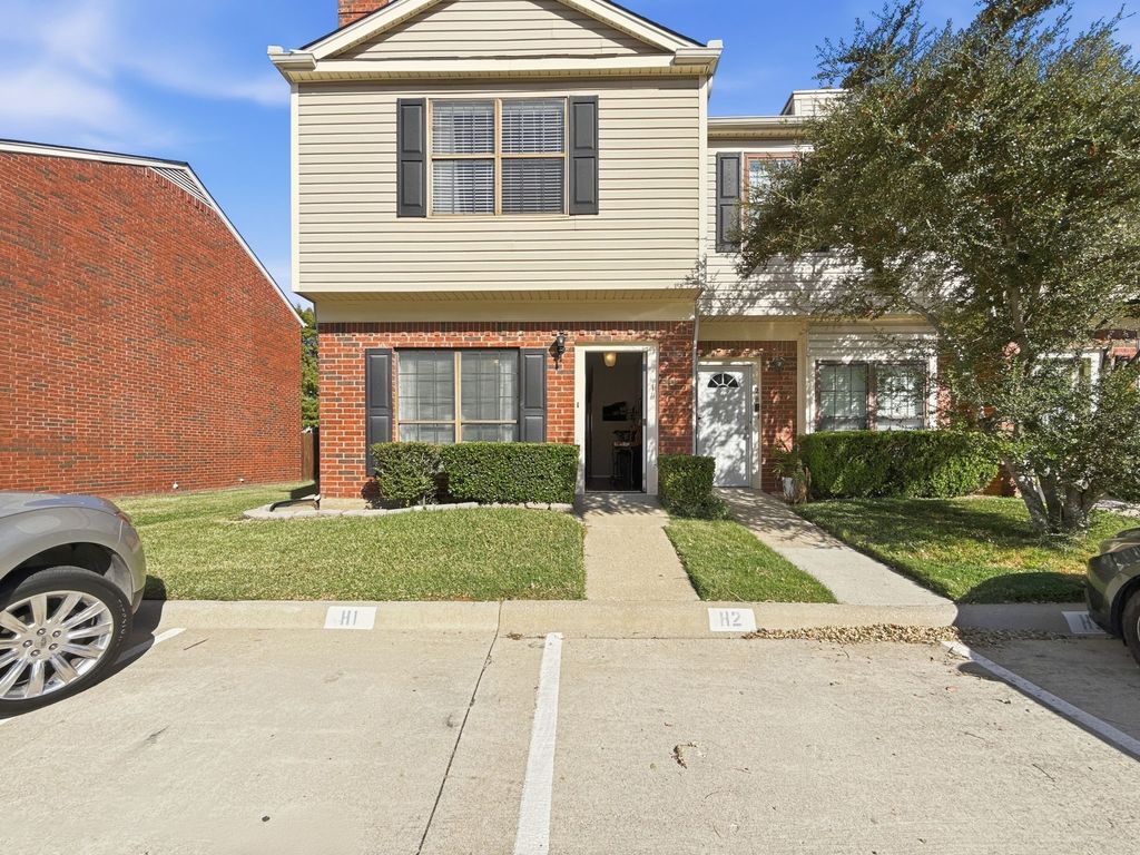 214 Samuel Boulevard 1 H, Coppell, TX 75019