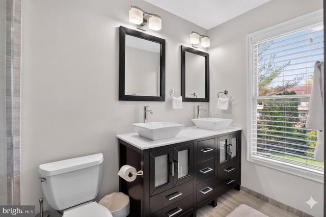 2208 HALTER LN, Reston, VA 20191
