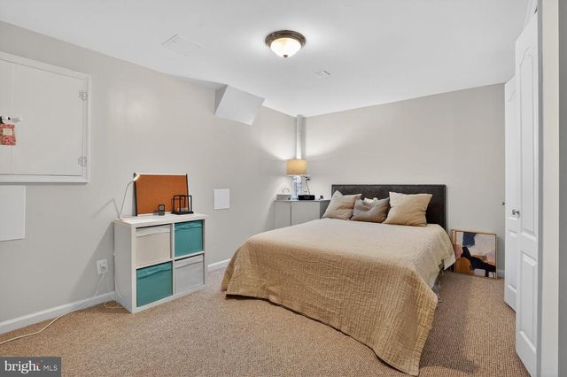 2208 HALTER LN, Reston, VA 20191