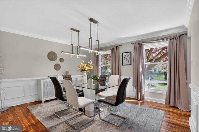 2208 HALTER LN, Reston, VA 20191