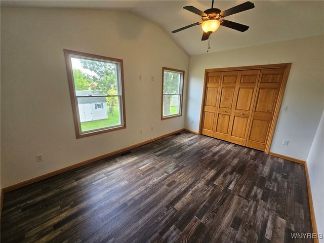 92 Chapel Glen Drive, Hamburg, NY 14075