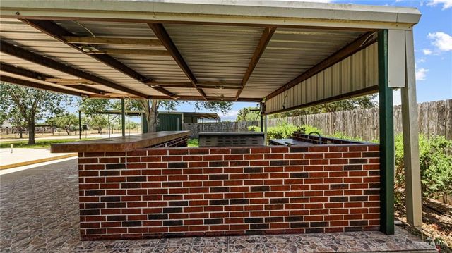 5015 Mile 8 Road, Edinburg, TX 78541