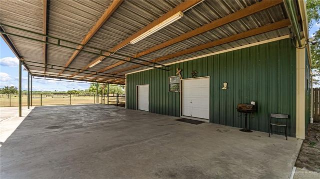 5015 Mile 8 Road, Edinburg, TX 78541