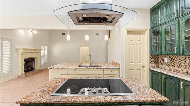 5015 Mile 8 Road, Edinburg, TX 78541