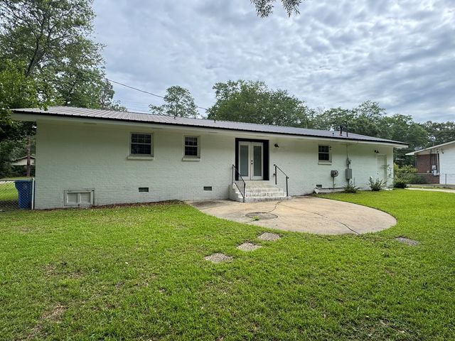 409 Sequoyah, Dothan, AL 36303