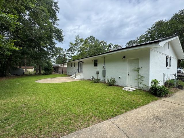 409 Sequoyah, Dothan, AL 36303