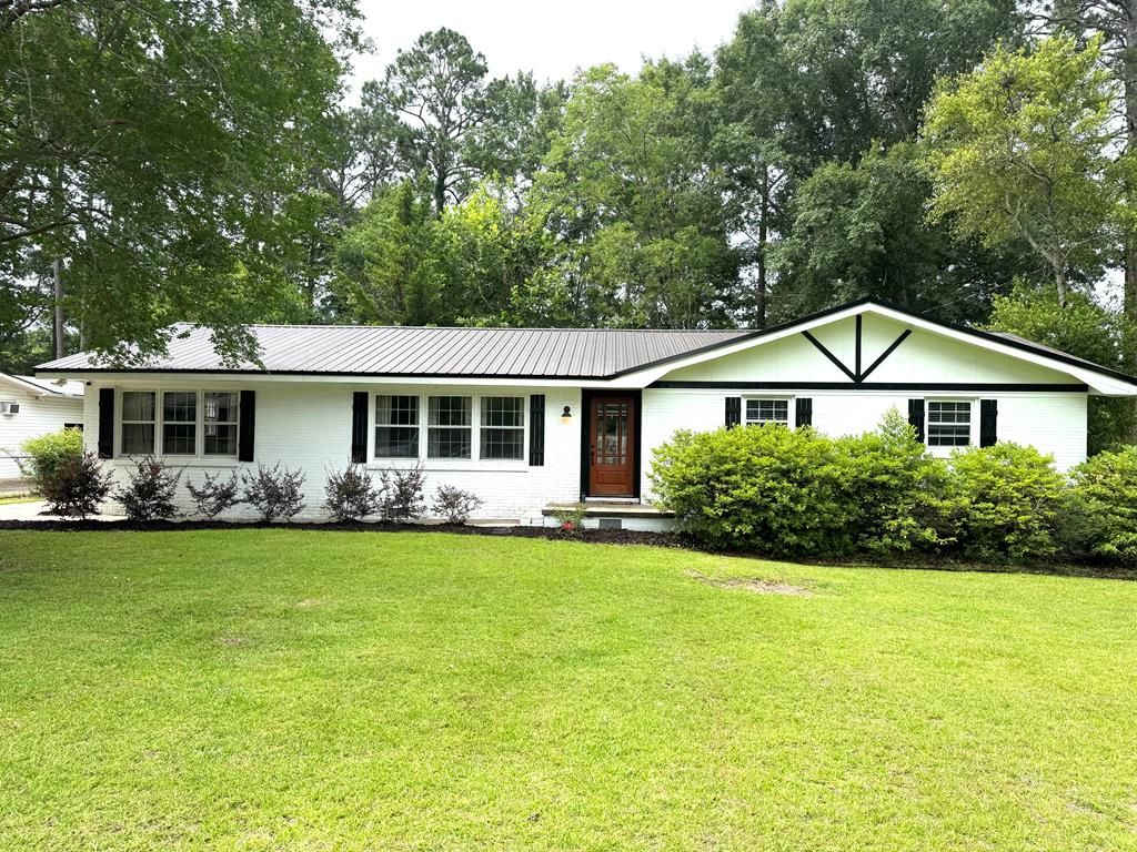 409 Sequoyah, Dothan, AL 36303