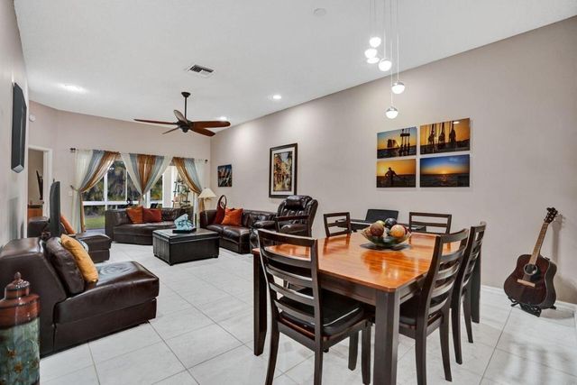 6251 Long Key Lane, Boynton Beach, FL 33472