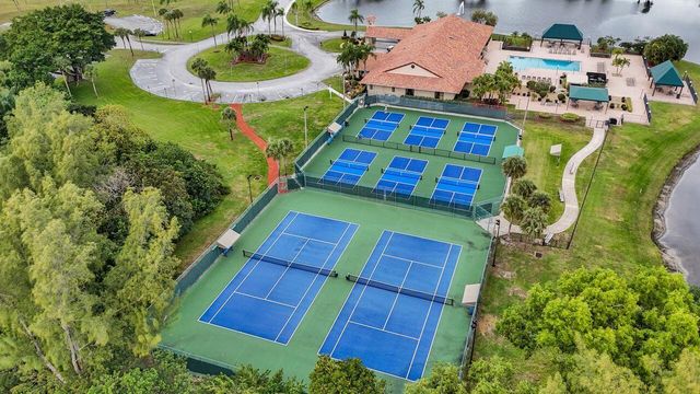 6251 Long Key Lane, Boynton Beach, FL 33472