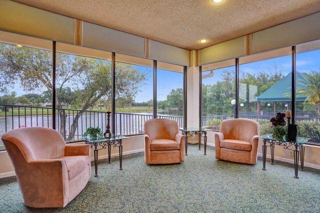 6251 Long Key Lane, Boynton Beach, FL 33472