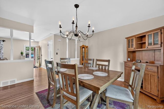 29114 Lori Street, Livonia, MI 48154