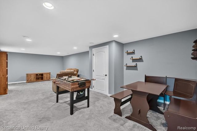 29114 Lori Street, Livonia, MI 48154