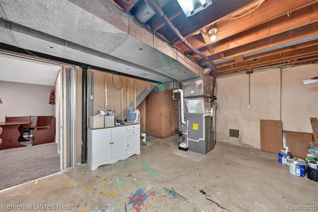 29114 Lori Street, Livonia, MI 48154