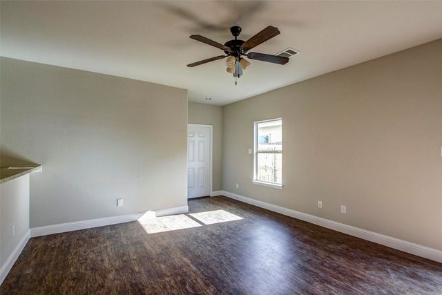 493 Canvas Court, Crowley, TX 76036