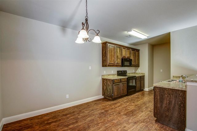 493 Canvas Court, Crowley, TX 76036