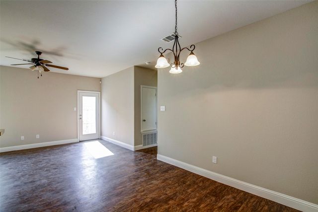 493 Canvas Court, Crowley, TX 76036
