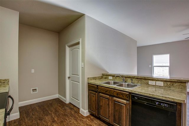 493 Canvas Court, Crowley, TX 76036