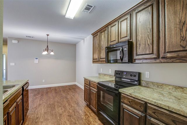 493 Canvas Court, Crowley, TX 76036