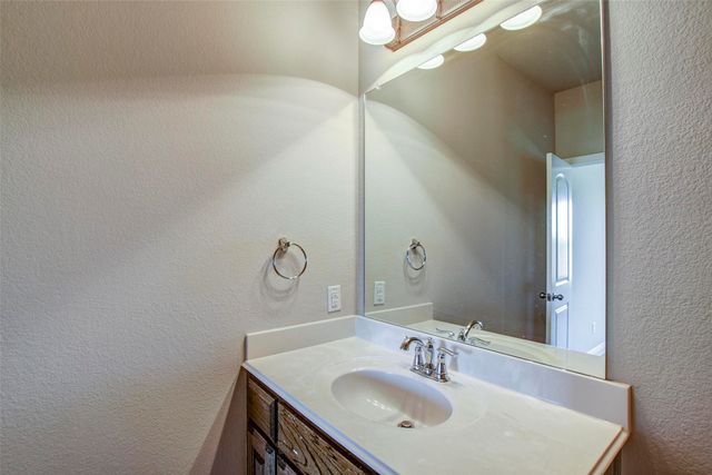 493 Canvas Court, Crowley, TX 76036