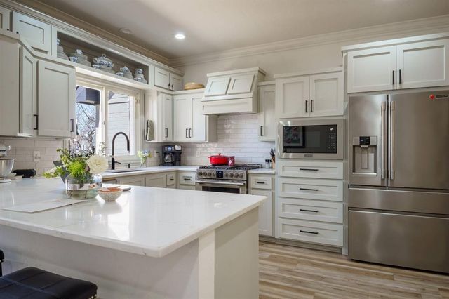 4200 Rimridge Road, Edmond, OK 73025