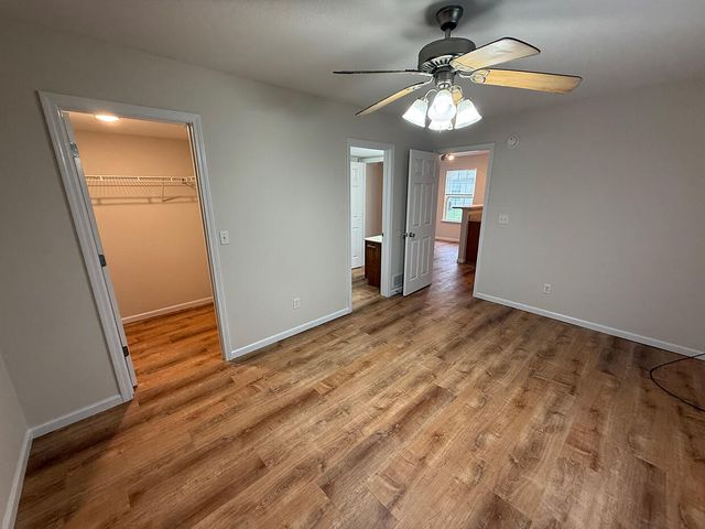 4114 HIDDEN CREEK CT, Columbia, MO 65202