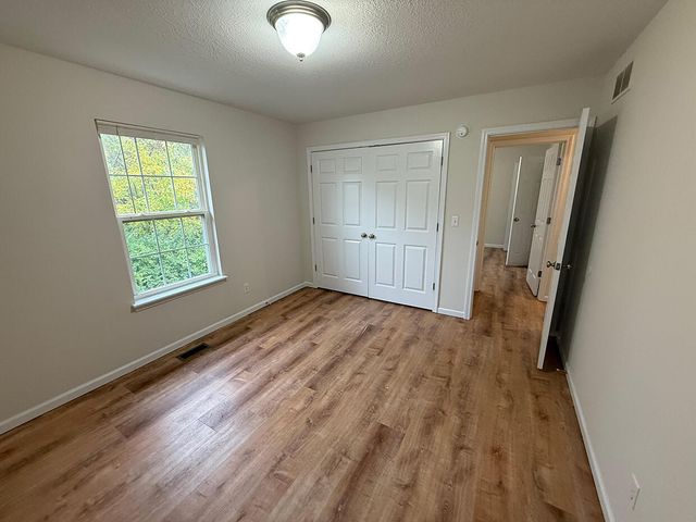 4114 HIDDEN CREEK CT, Columbia, MO 65202