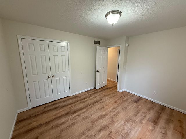 4114 HIDDEN CREEK CT, Columbia, MO 65202