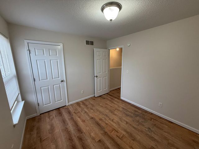 4114 HIDDEN CREEK CT, Columbia, MO 65202