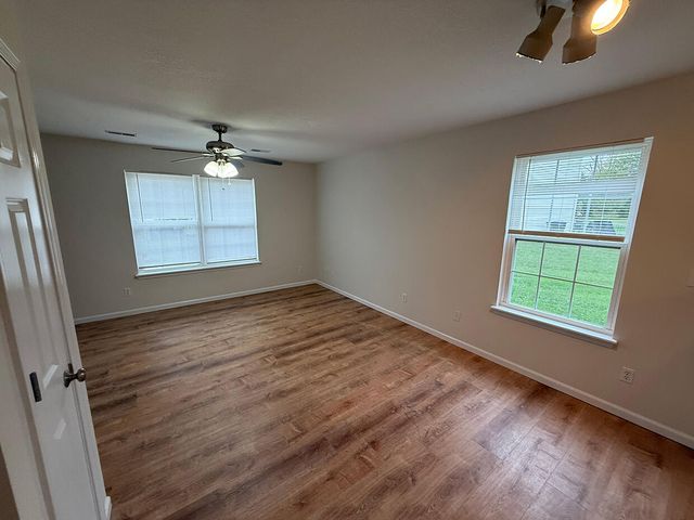 4114 HIDDEN CREEK CT, Columbia, MO 65202