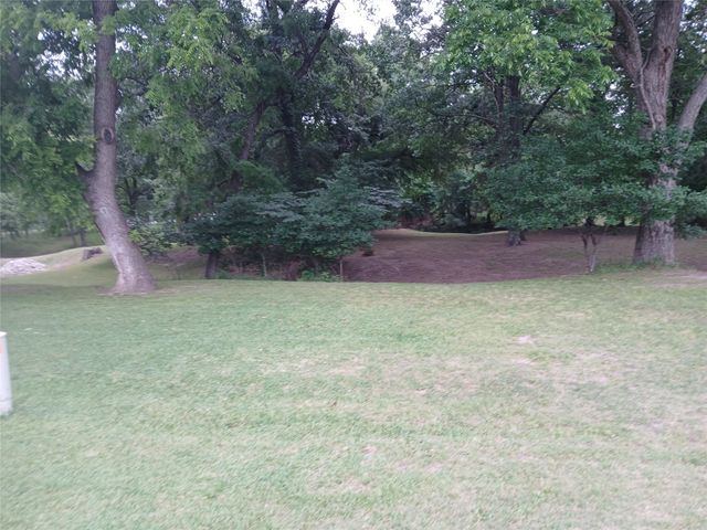 120 Lariat Court, Azle, TX 76020