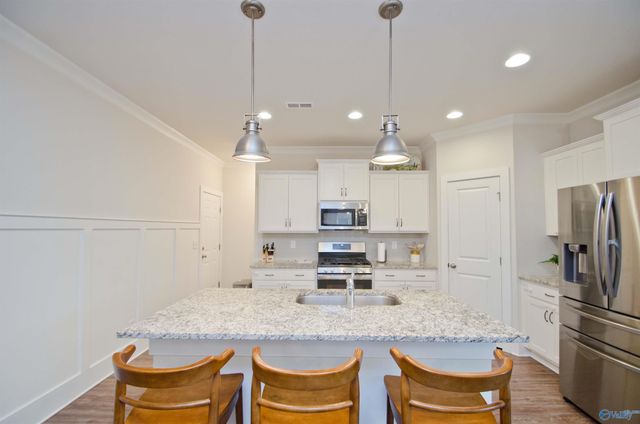 127 Fernhill Drive NW, Madison, AL 35757