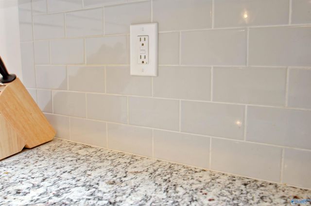 127 Fernhill Drive NW, Madison, AL 35757