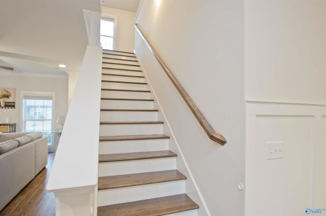 127 Fernhill Drive NW, Madison, AL 35757