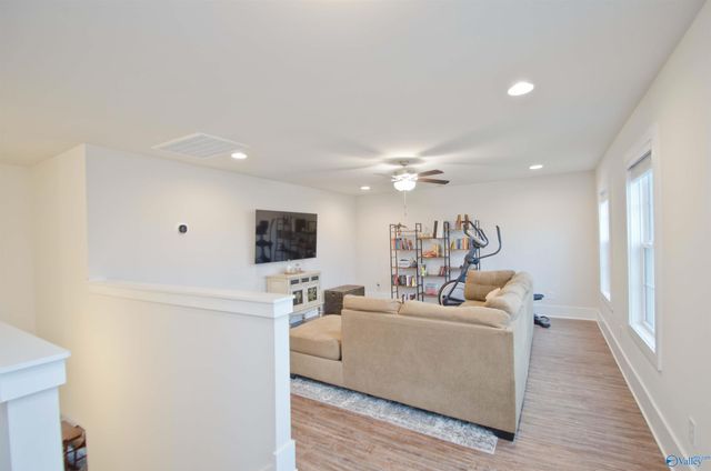 127 Fernhill Drive NW, Madison, AL 35757