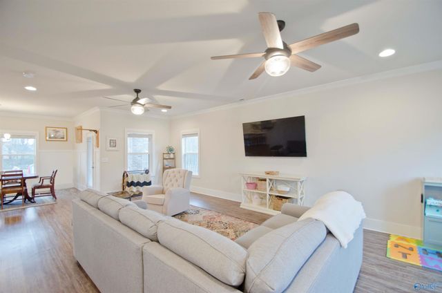 127 Fernhill Drive NW, Madison, AL 35757