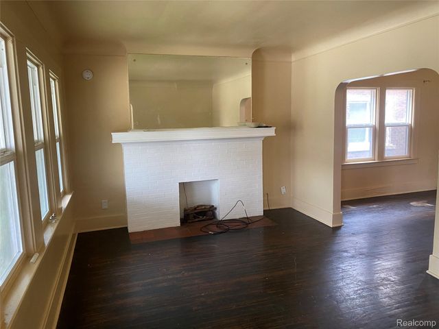 2950 Kendall Street, Detroit, MI 48238