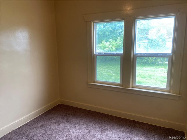 2950 Kendall Street, Detroit, MI 48238